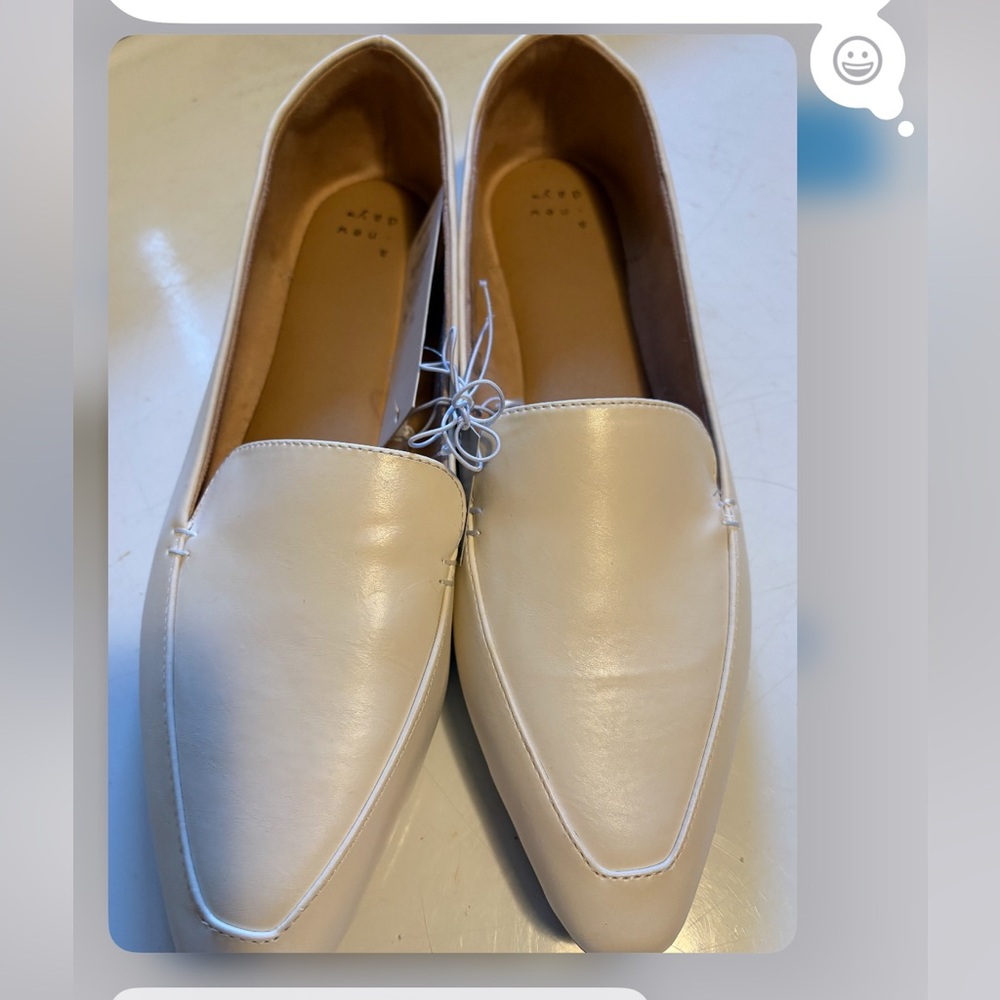 a new day old money cream loafer flats new condition
